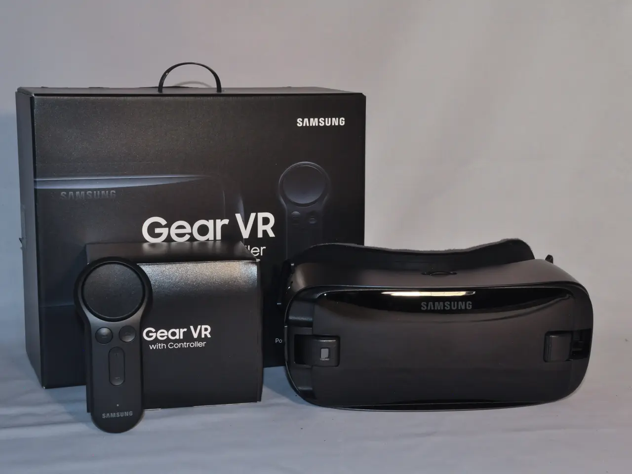 Billede 1 - Samsung Gear VR med Controller – VR Headset – Komp