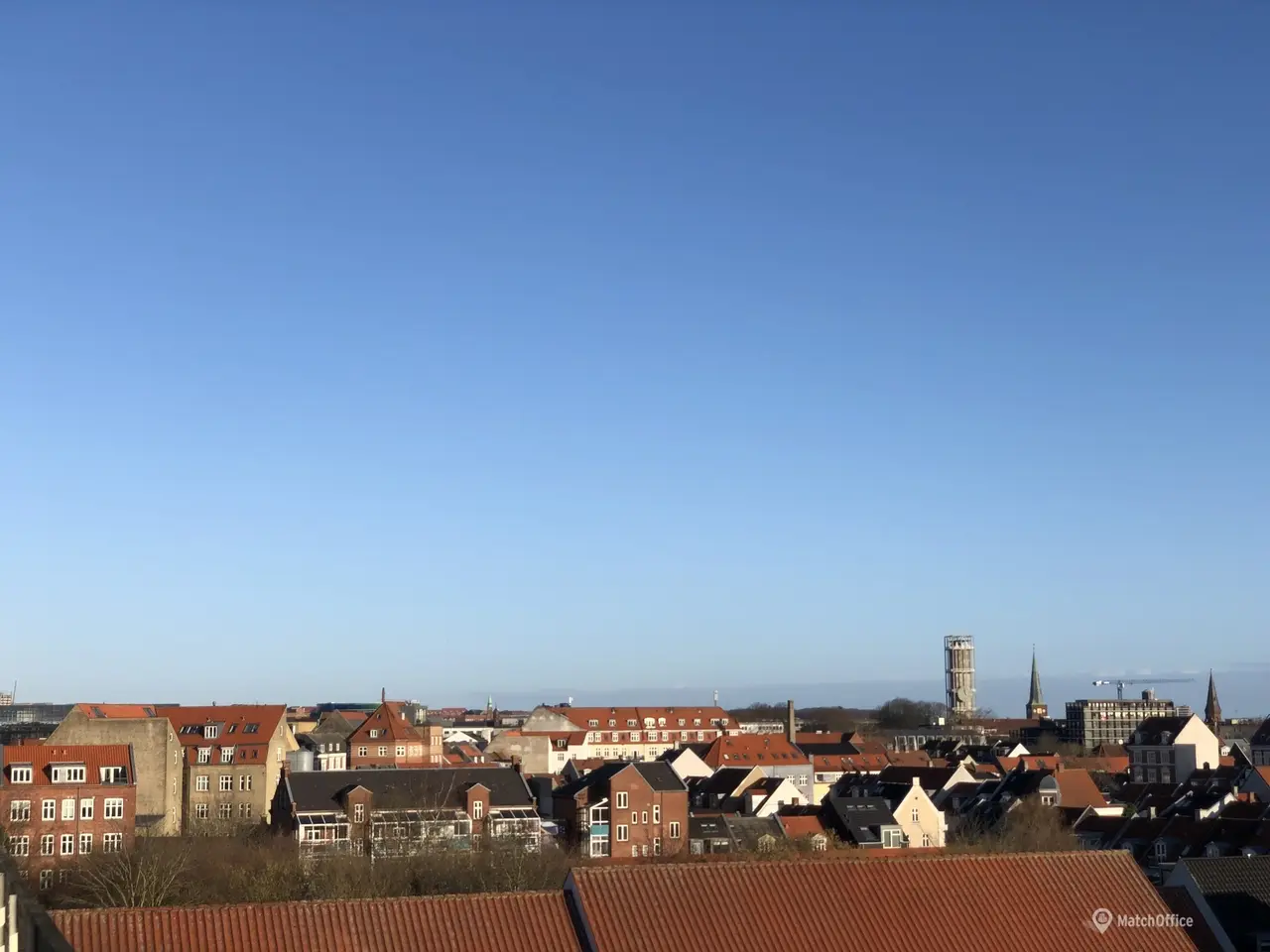 Billede 1 - Parkering til leje på Adelgade 87 i Østjylland