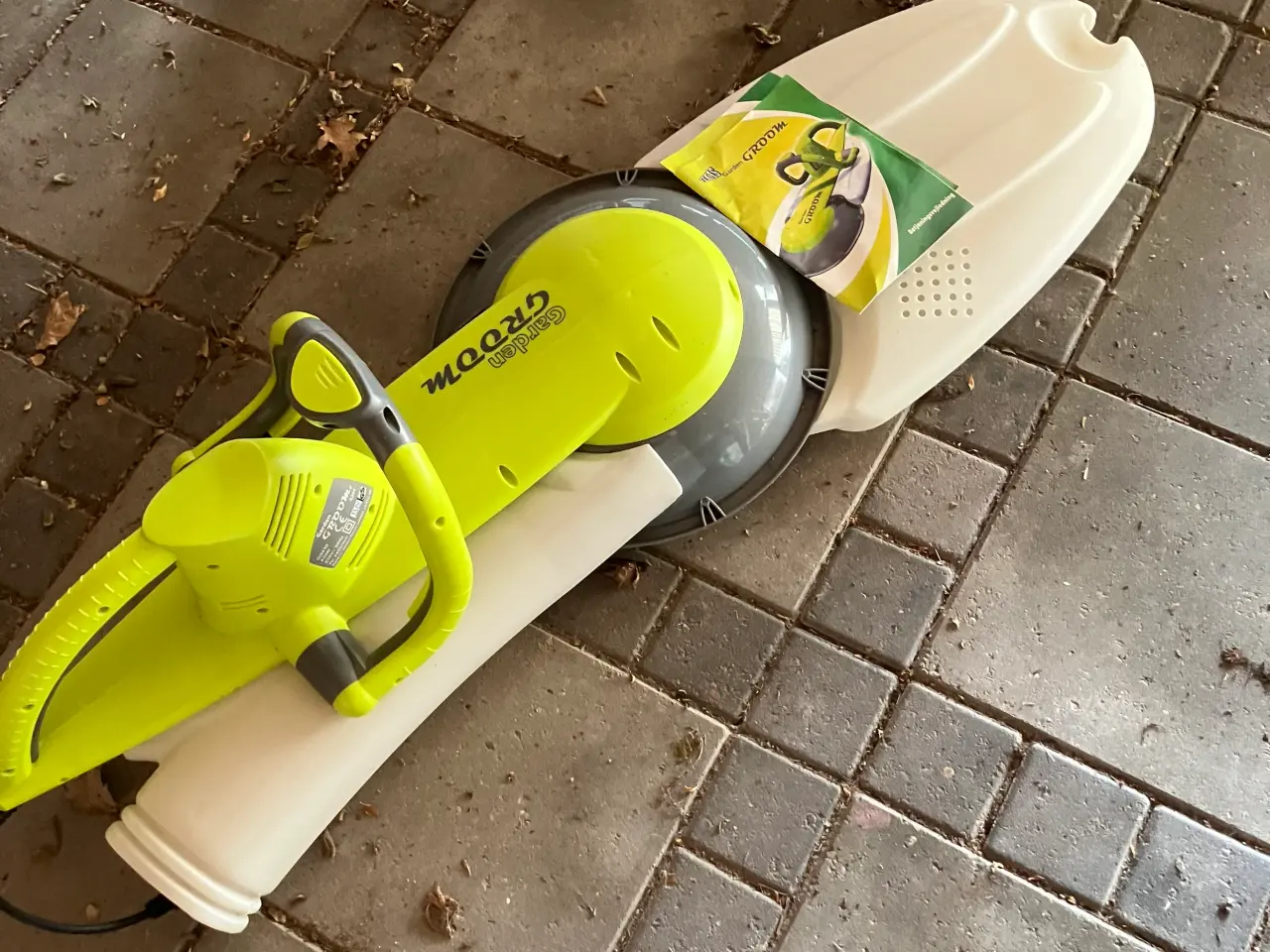 Billede 4 - hæktrimmer mærke GRUW