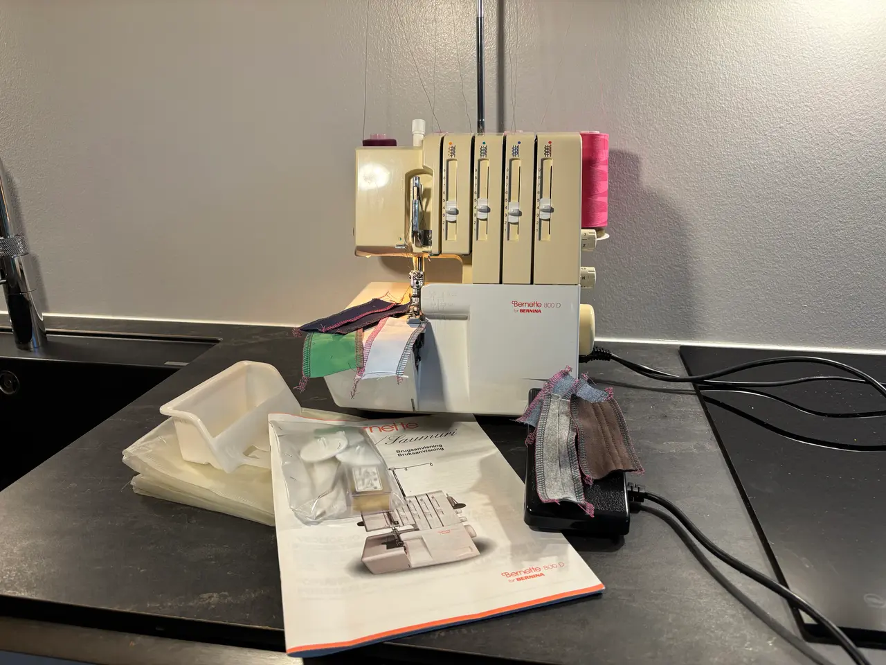 Billede 2 - Bernette. 800 D overlocker