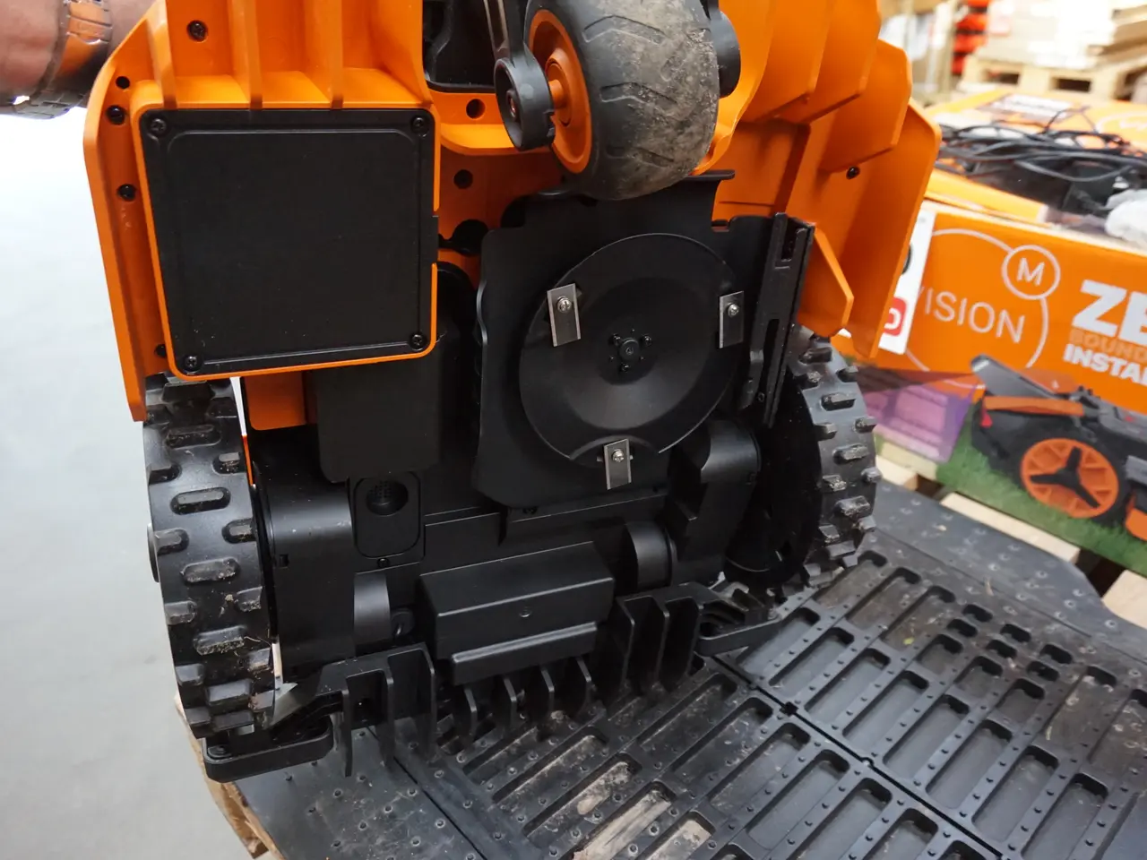 Billede 5 - Worx Vision WR208E robotplæneklipper 800 m2