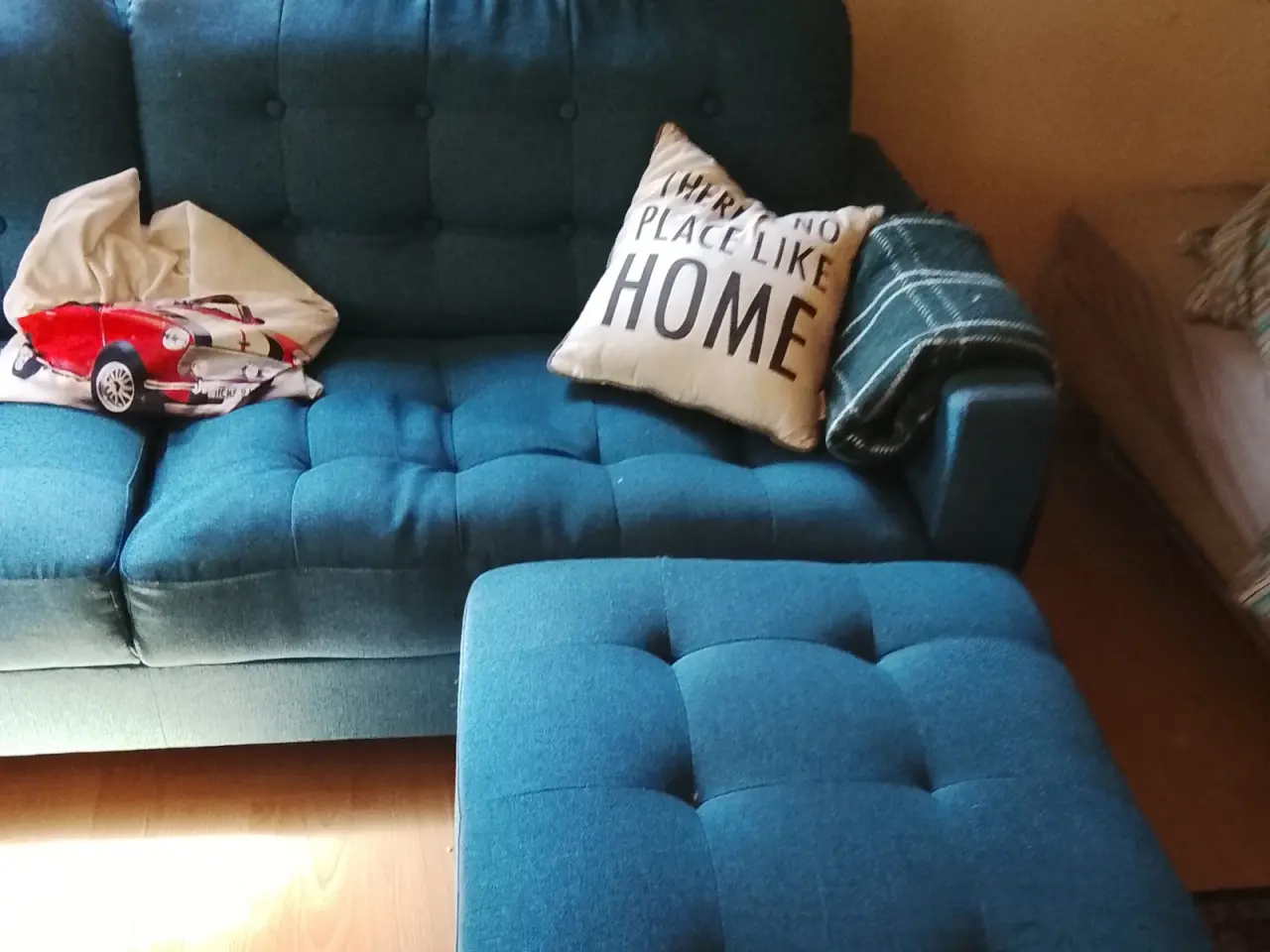 Billede 2 - Chaciłoñg sofa med puf sälges