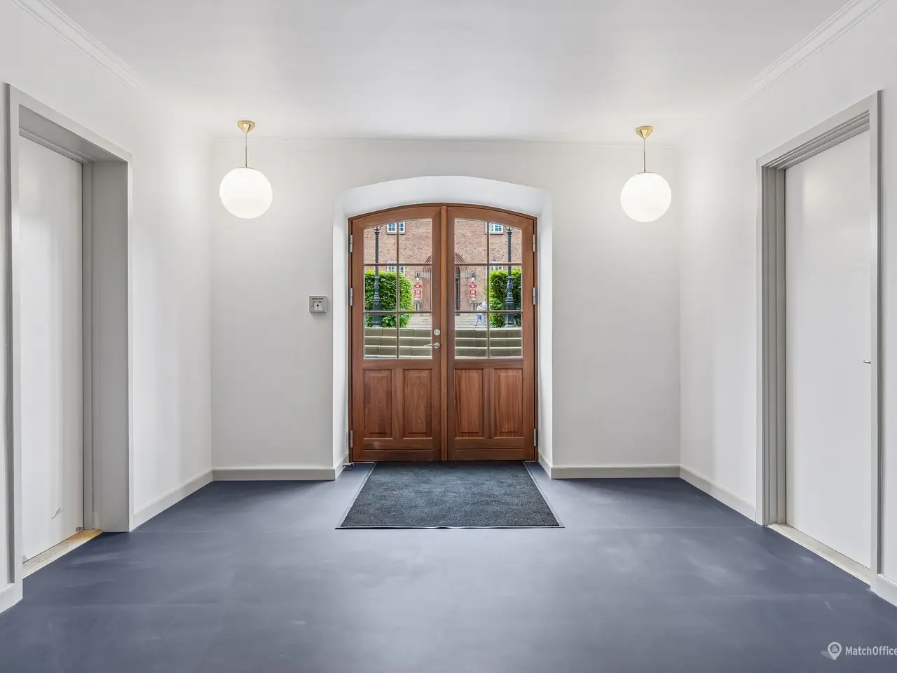 Billede 3 - Kontor i parterre med central placering
