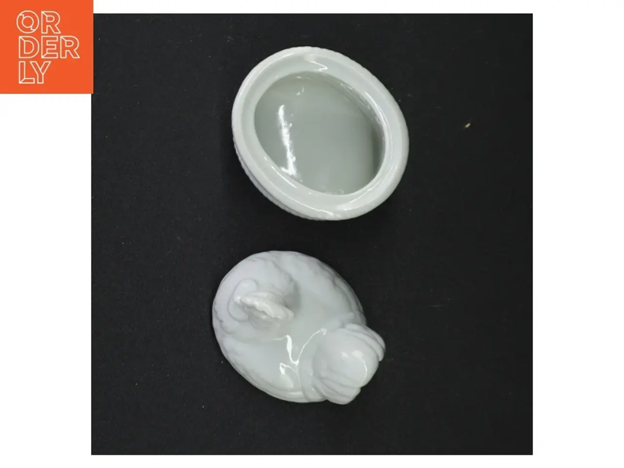 Billede 6 - Hvid porcelæns høne (str. 10 x 7 x 6 cm)