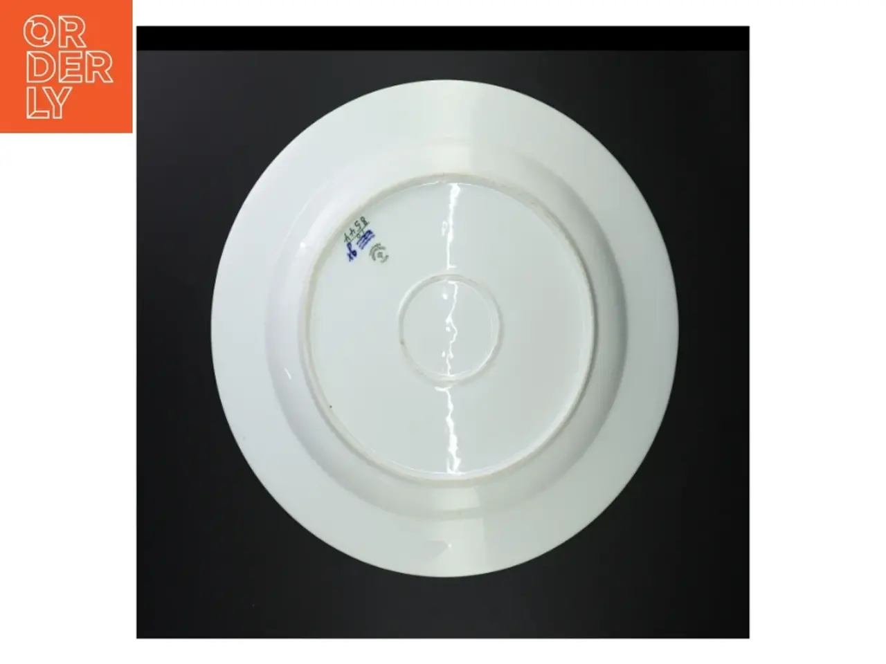 Billede 3 - Porcelænstallerken, Blå blomst fra Royal Copenhagen (str. 38 x 3 cm)