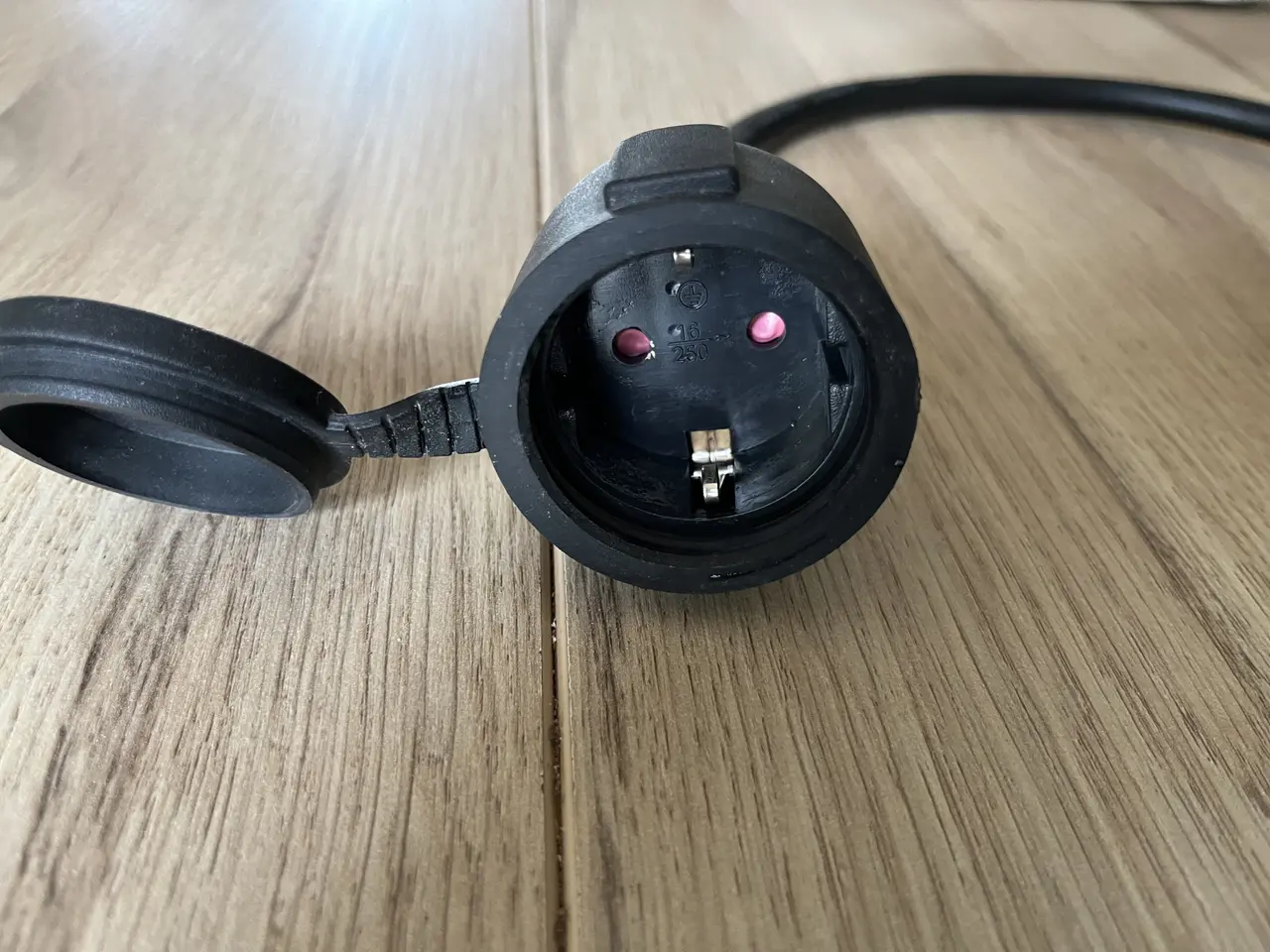 Billede 3 - Adapter kabel CEE til 220V