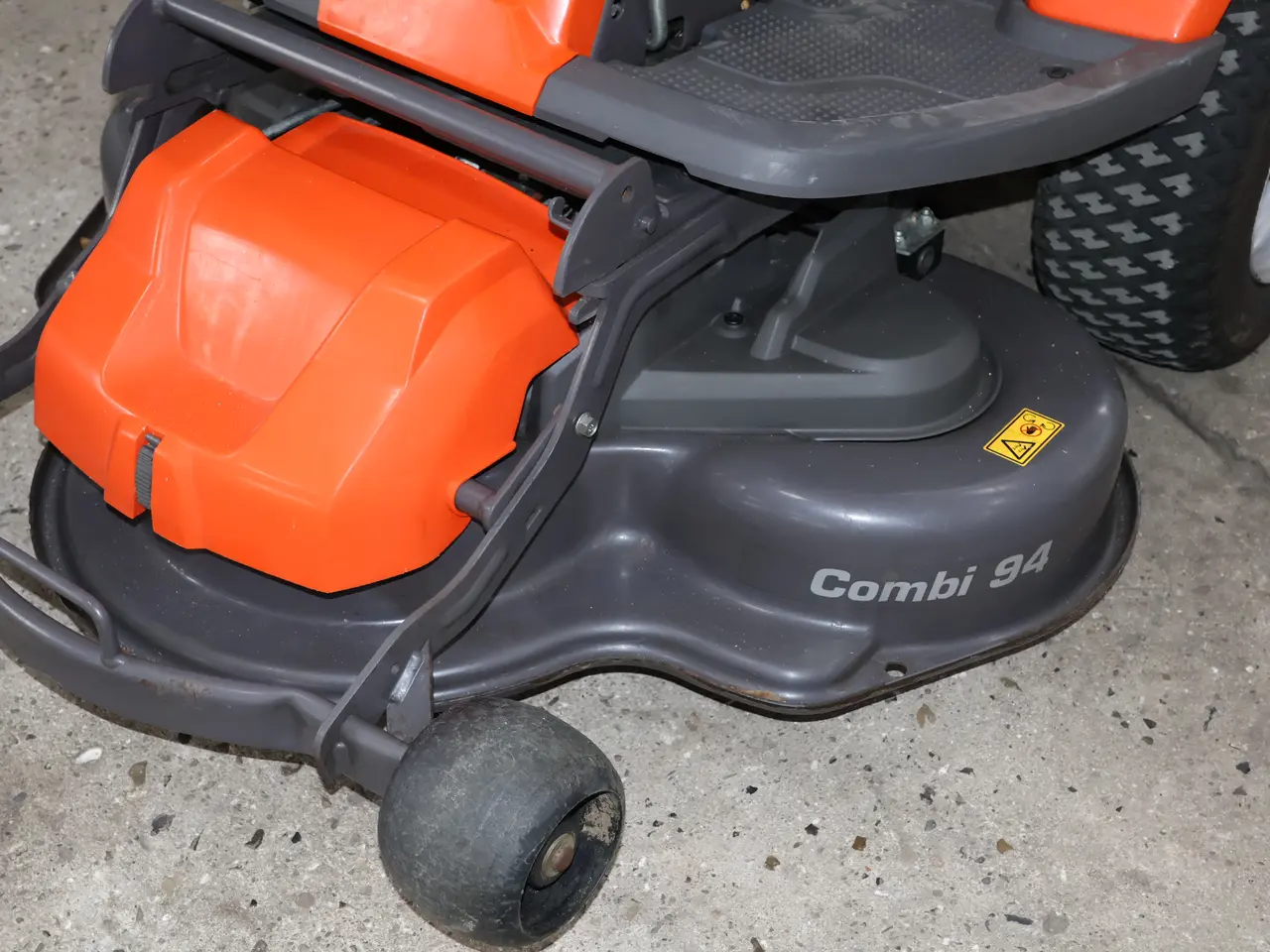 Billede 7 - Husqvarna R214 TC årg 2016