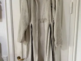 Blød badekåbe i beige – str. L/XL