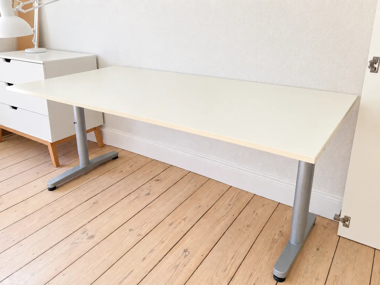 Billede 1 - Ikea skrivebord