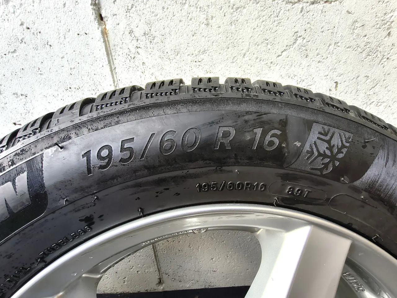 Billede 10 - 5X114,3 R16 vinterdæk