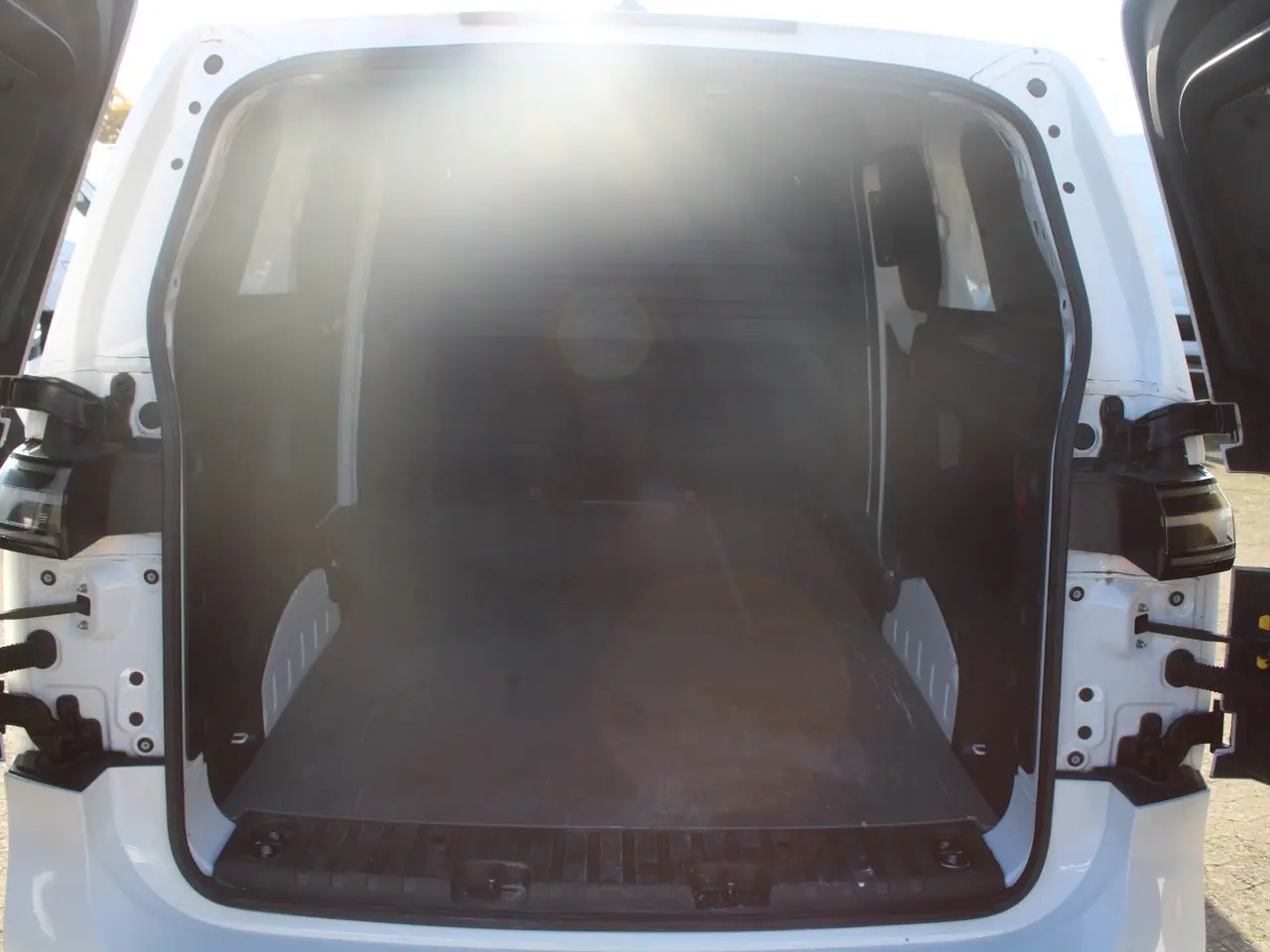 Billede 11 - VW ID. Buzz 77 Pro Van