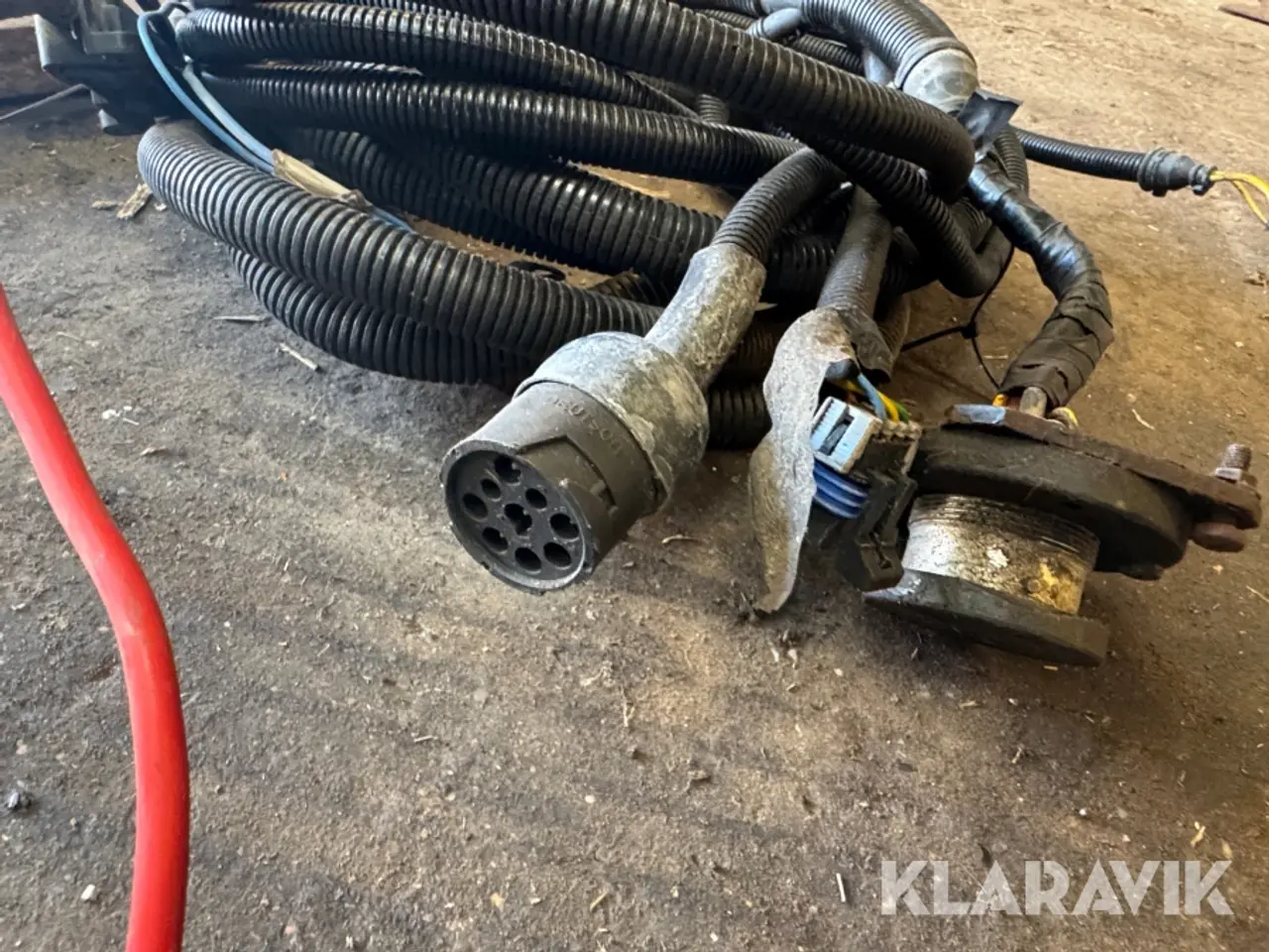 Billede 6 - Lift arme - ISO stik med kabel og presser