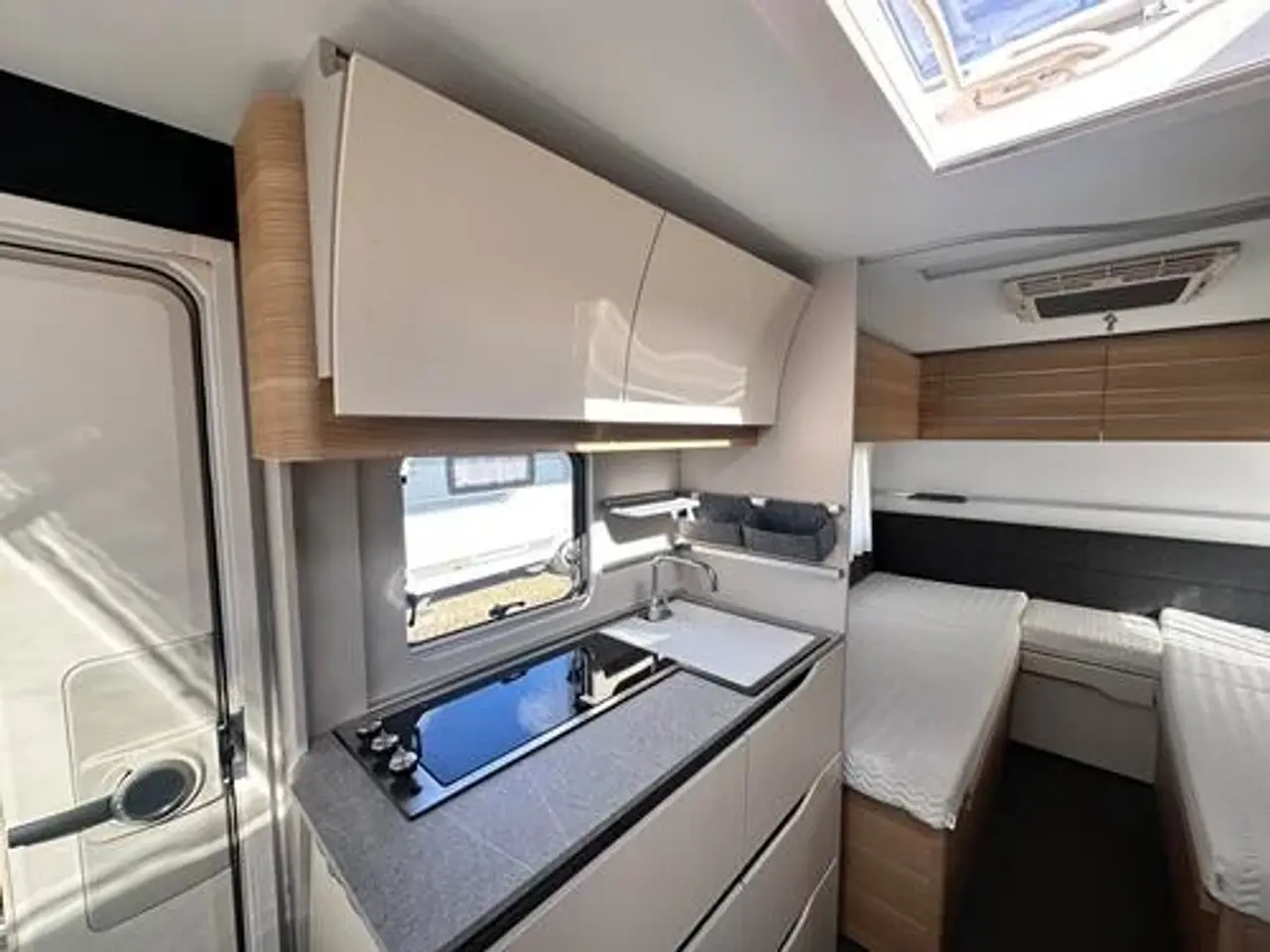 Billede 8 - Adria ADORA 502 UL