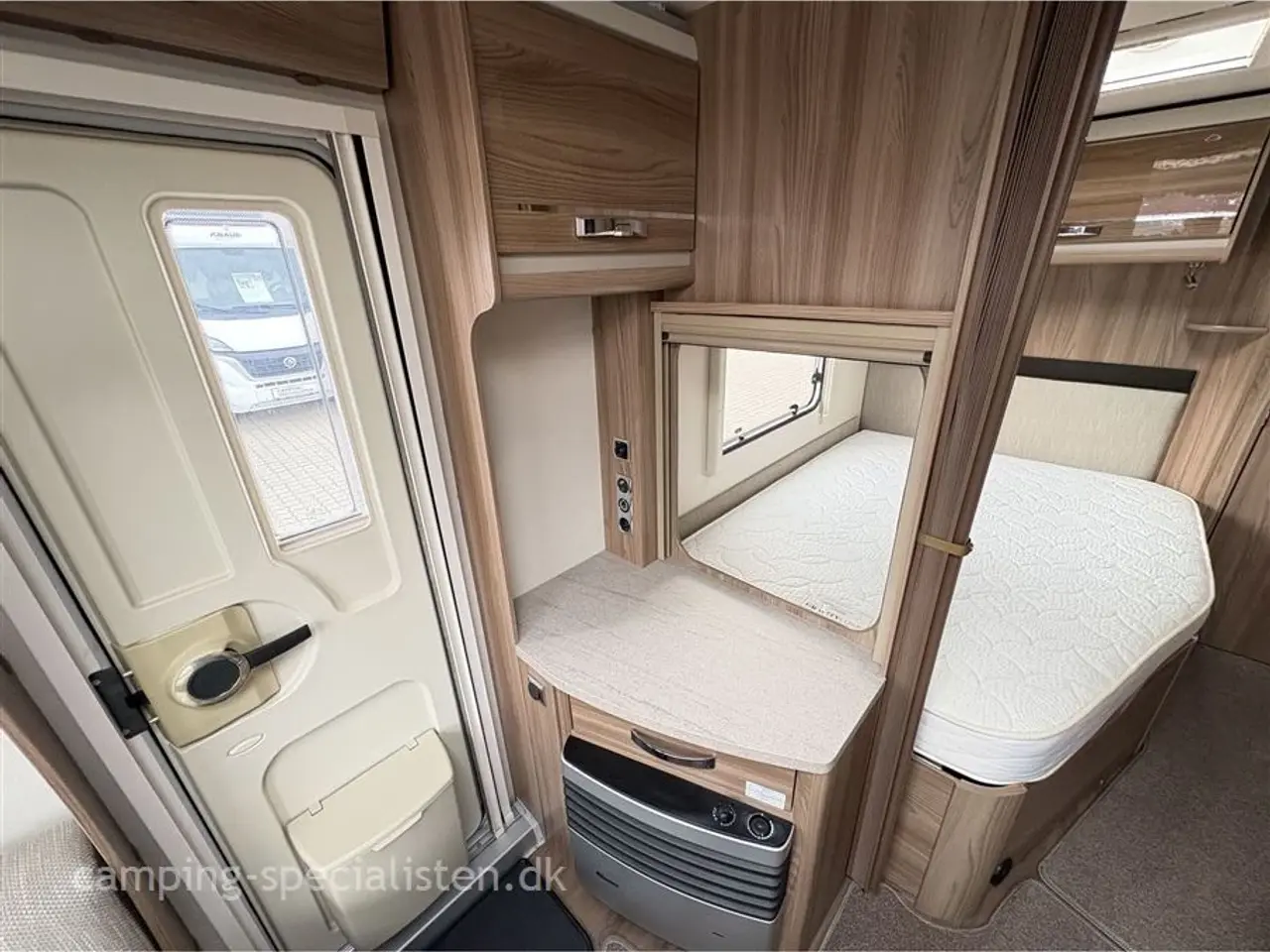Billede 9 - 2018 - Sprite Cruzer 495 SR   Meget fin og velholdt Sprite Cruzer 495 2018 - Se den nu hos Camping-Specialisten.dk