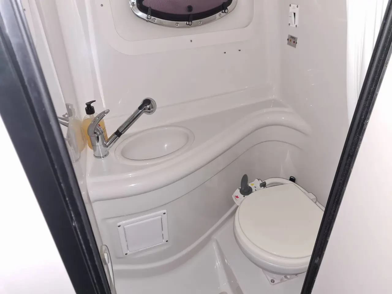 Billede 13 - Crownline 250 CR - MAG 375 HK/Udstyr