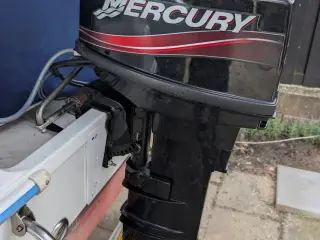Mercury 25 påhængsmotor 