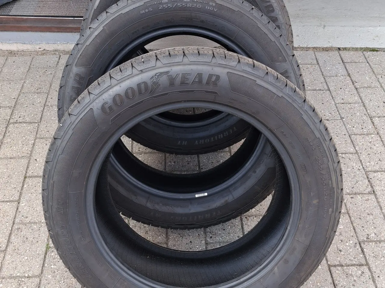 Billede 1 - Goodyear helårsdæk 255/55-20