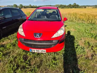 Peugeot 207 1,6 HDi 90 Comfort+