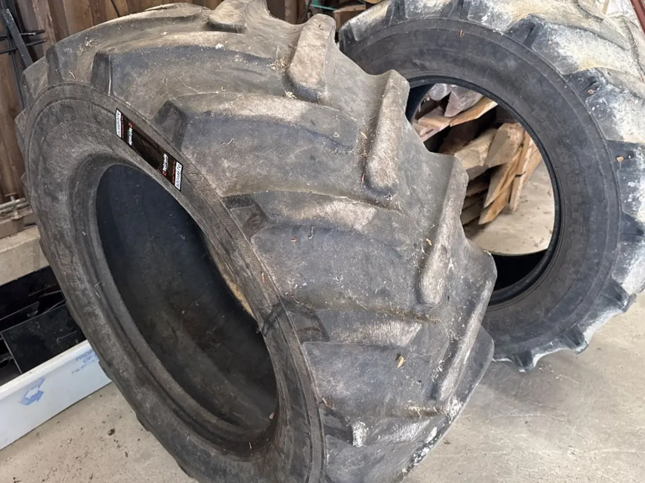 Billede 1 - Nokian 5.00/65R28
