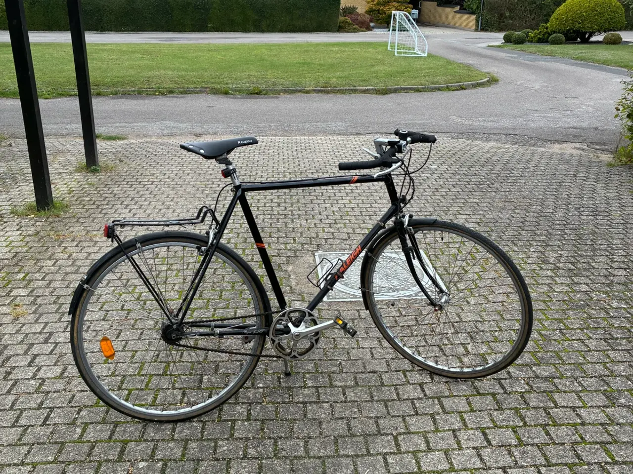 Billede 1 - Raleigh herre bycykel 58 cm
