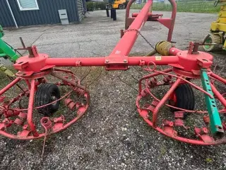 Kverneland TAARUP 9300