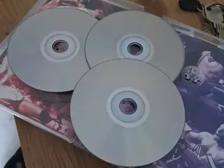 Wwe film 100 kr pr stk