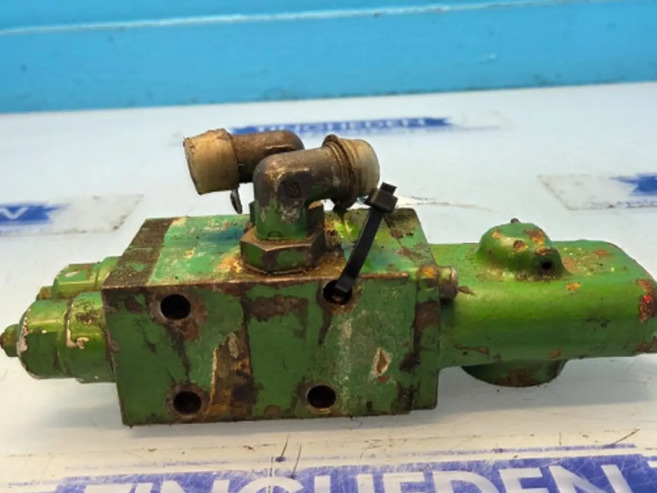 Billede 3 - John Deere 2040 Hydraulikventil AL34595