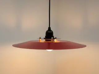 1970’er rød loftpendel Ø36 cm – hybrid