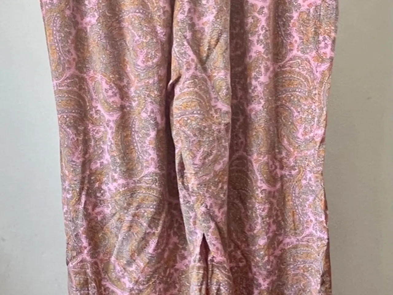 Billede 6 - Heartmade, paisley mønstrede bukser, str 36