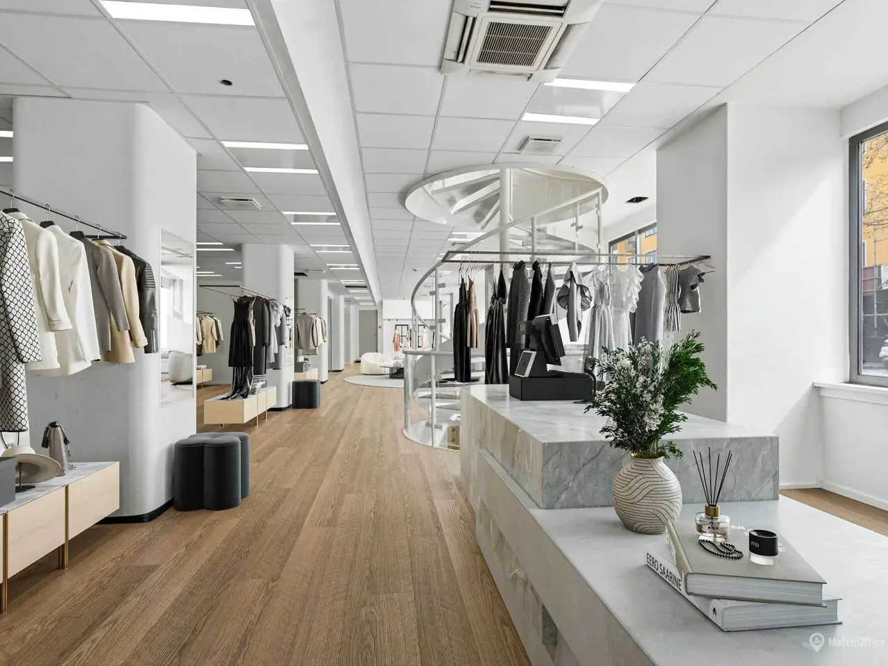 Billede 1 - Butik med god facade eksponering på Nørrebrogade - Eftertragtet hjørnelejemål.