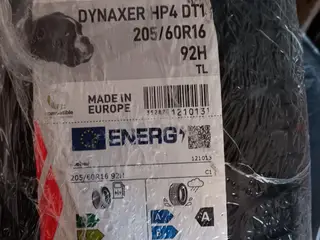 4 nye kleber dæk 205 60 16