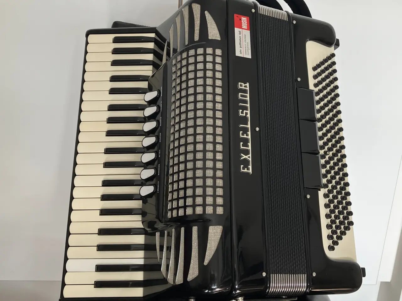 Billede 2 - Excelsior pianoharmonika model 308 - sort