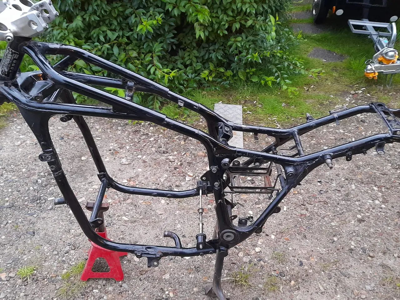 Billede 2 - Honda VF 700 Magna RC21 Dele