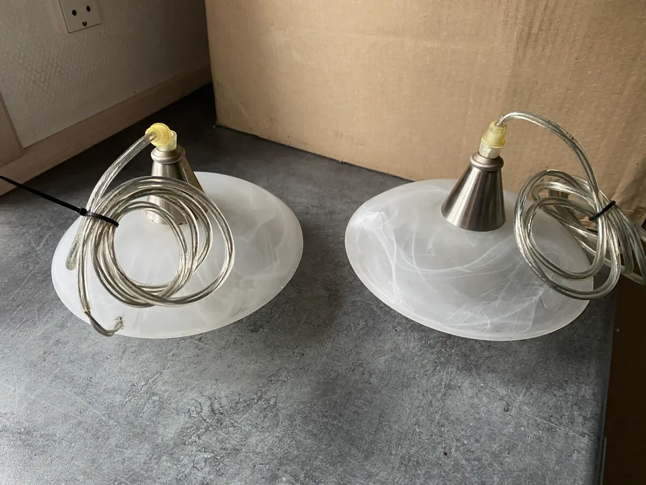 Billede 1 - 2 fine loftslamper med marmoreret glas