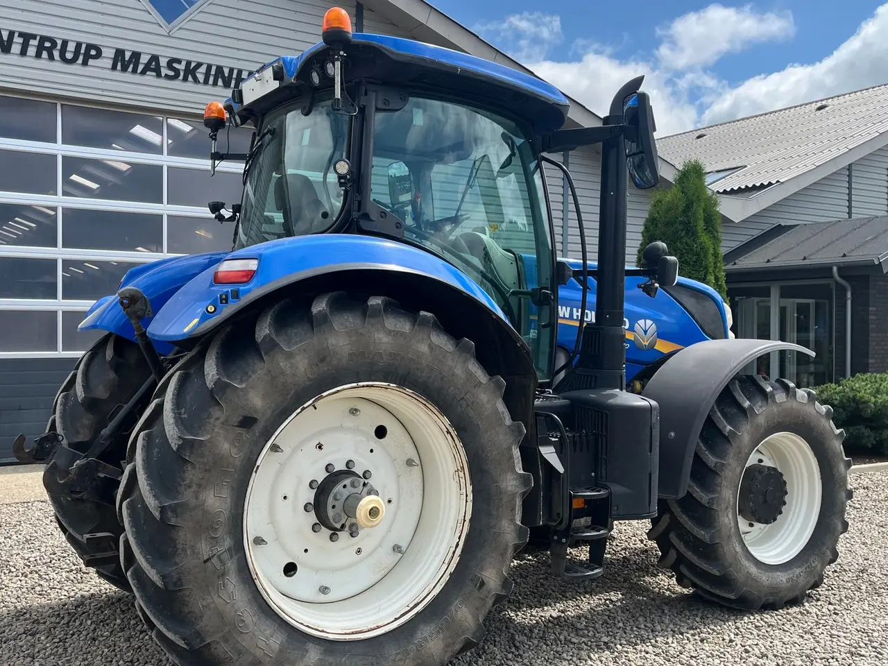 Billede 14 - New Holland T7.230 PC Med frontlift og frontPTO