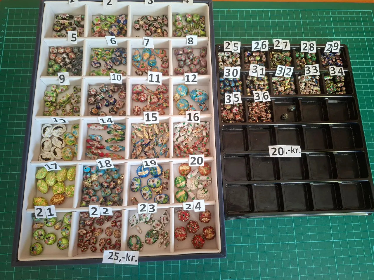Billede 1 - Diverse Cloisonné perler sælges