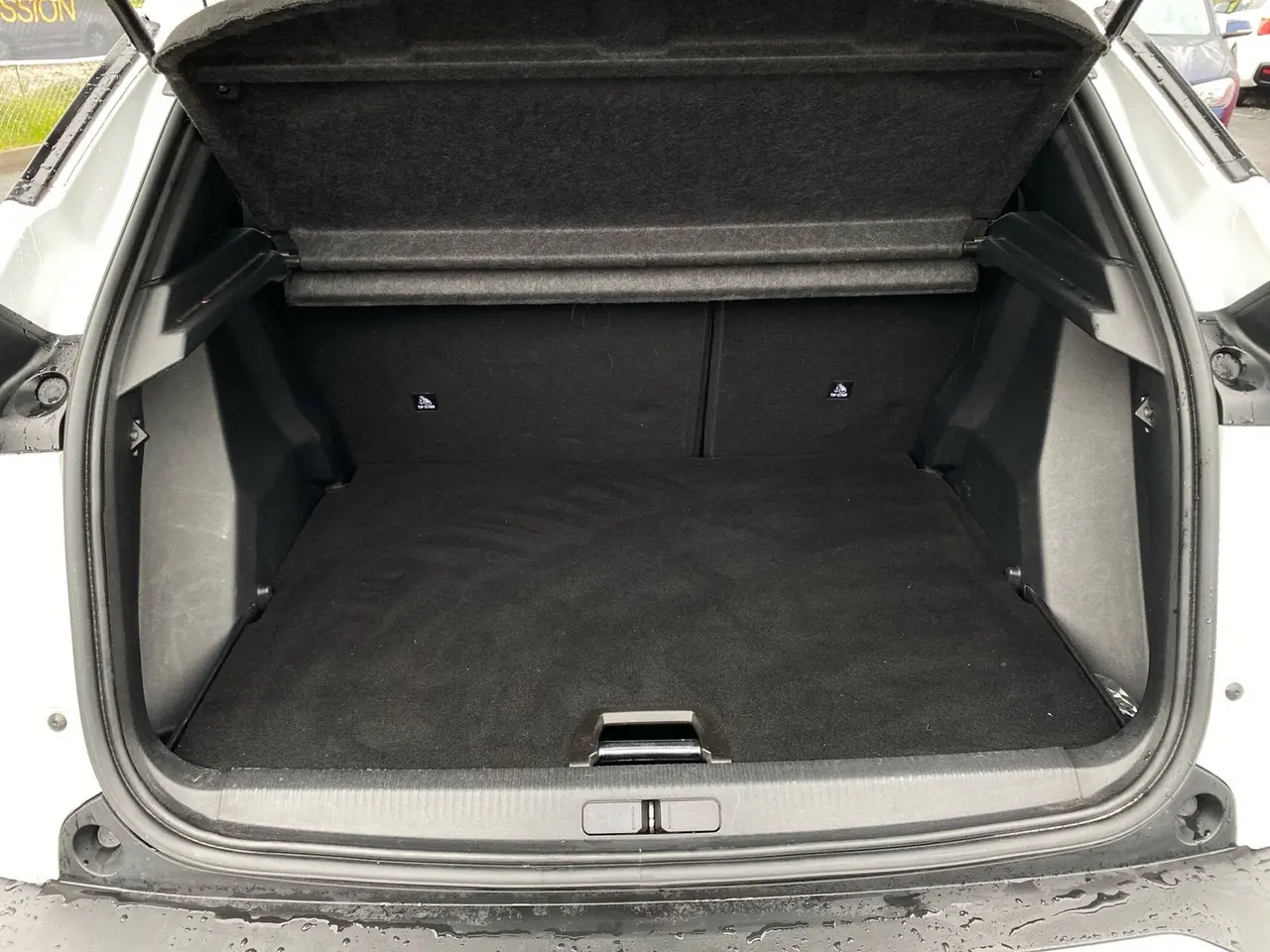 Billede 8 - Peugeot 2008 1,5 BlueHDi Allure Pack EAT8 130HK 5d 8g Aut.