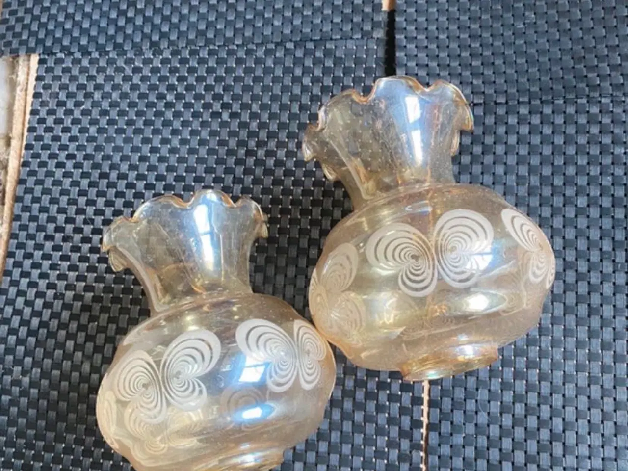 Billede 1 - 2 stk. Vintage lampeskærme i glas
