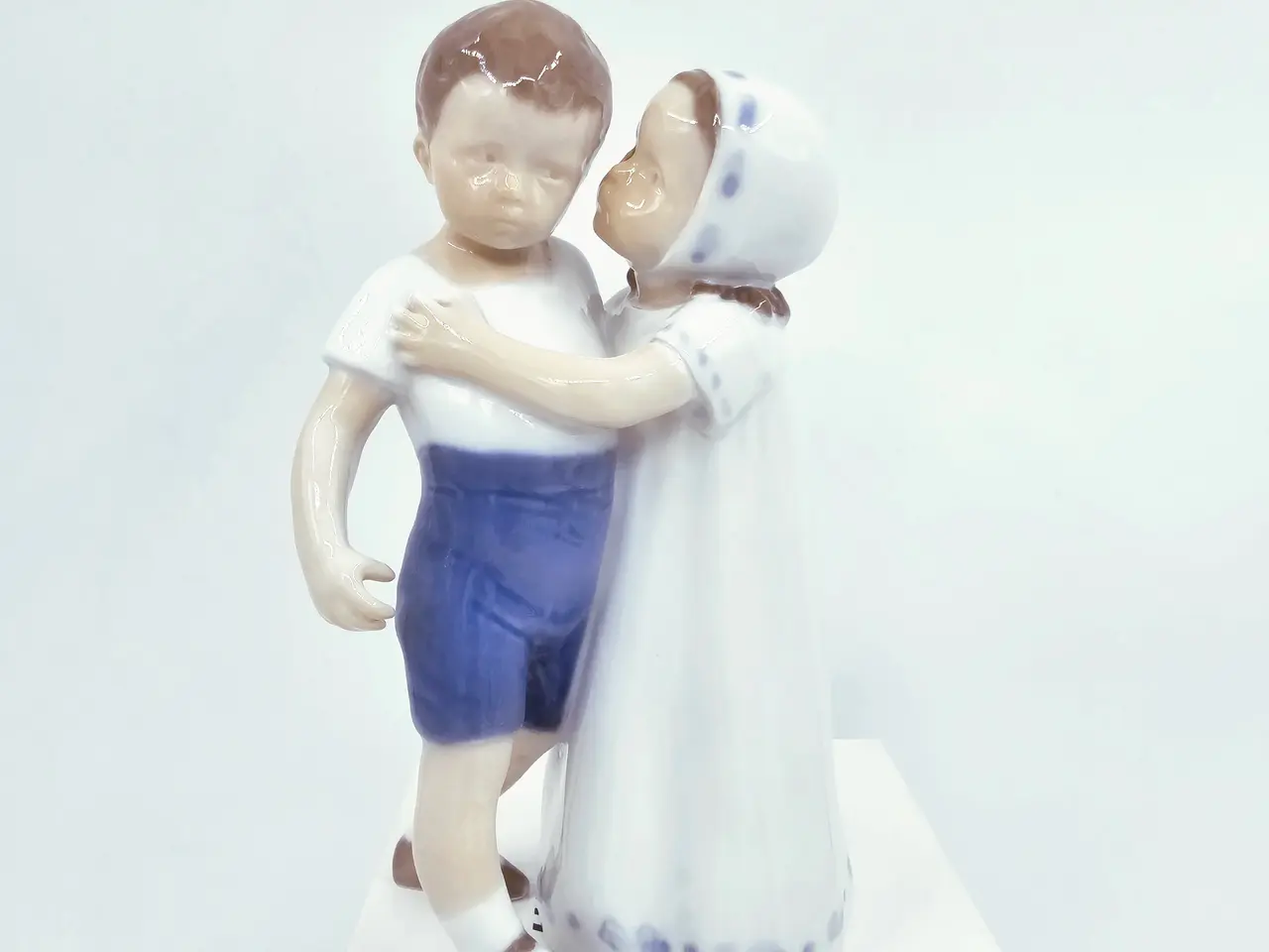 Billede 1 - B & G Figur Forsmået Kærlighed nr. 1614. Sortering 1