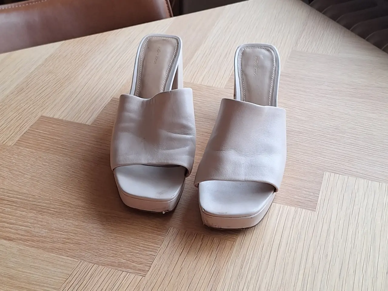 Billede 1 - Beige Slipin str. 41