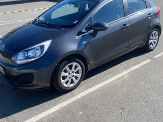 Kia Rio - 5 dørs med anhængertræk