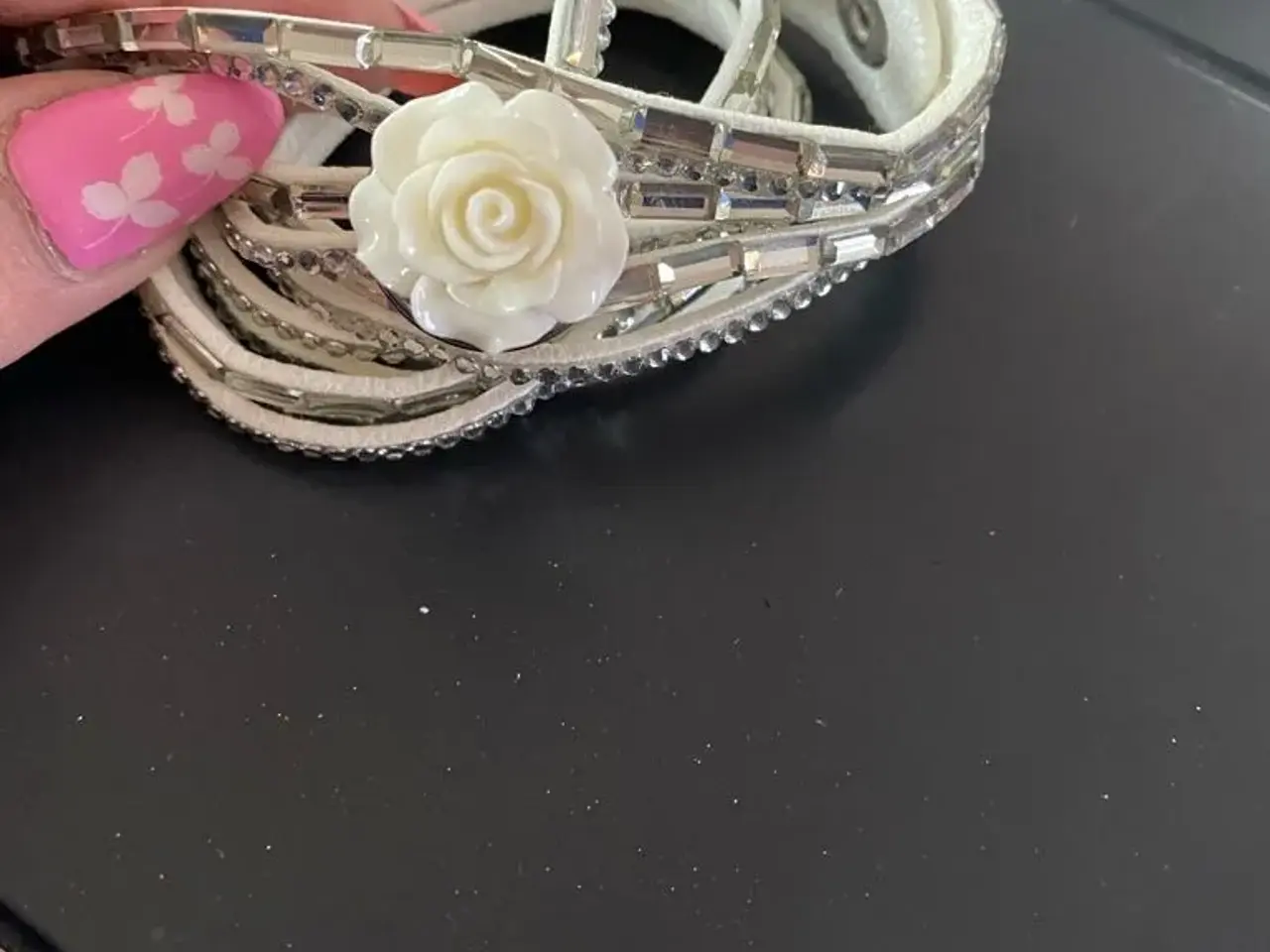 Billede 1 - Smukke  armbånd