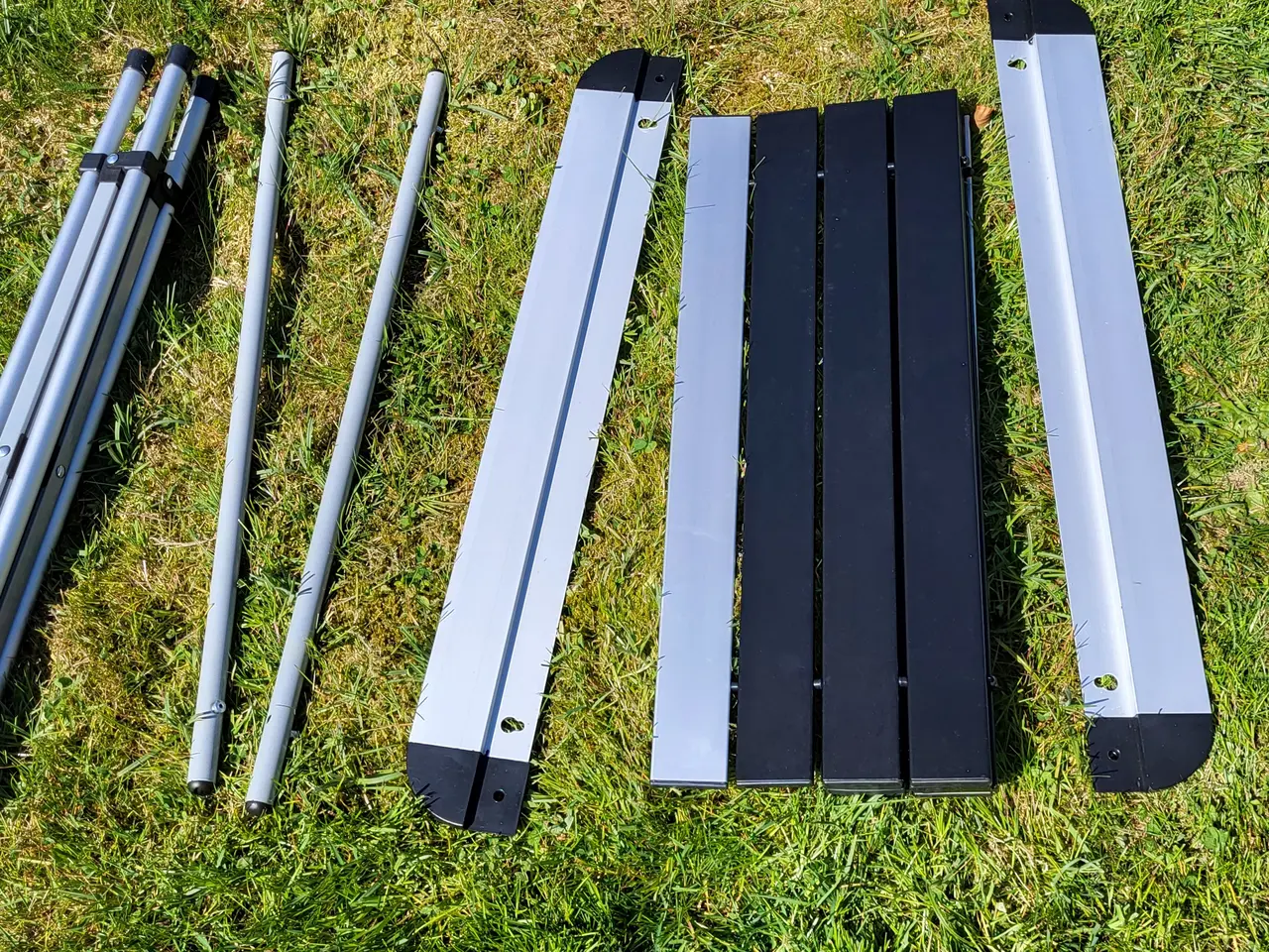 Billede 3 - Aluminiums foldebord med lameller