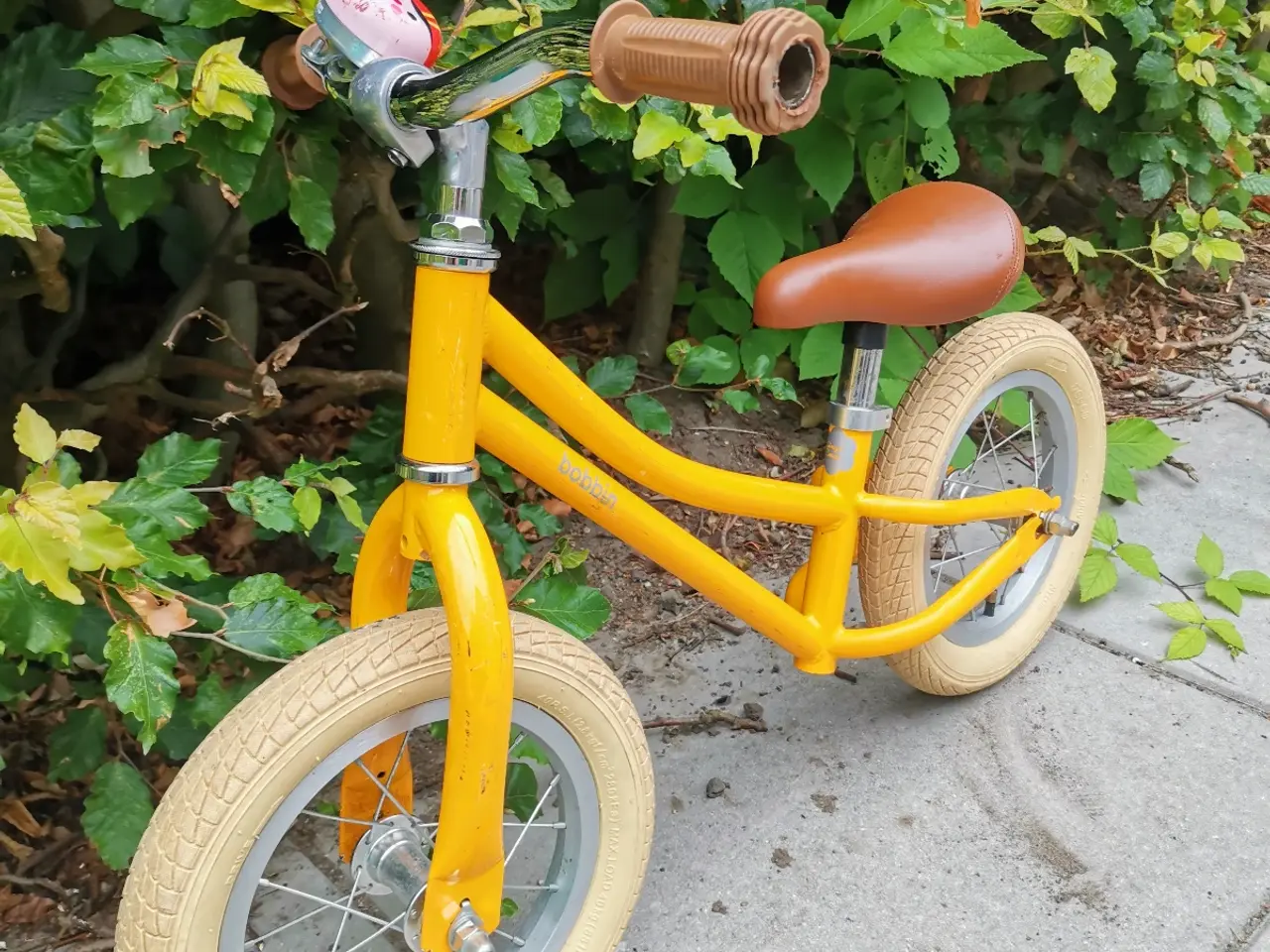 Billede 1 - Bobbin løbecykel 12"
