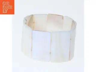 Elastisk hvid armbånd med rektangulære perler (str. 9 cm)