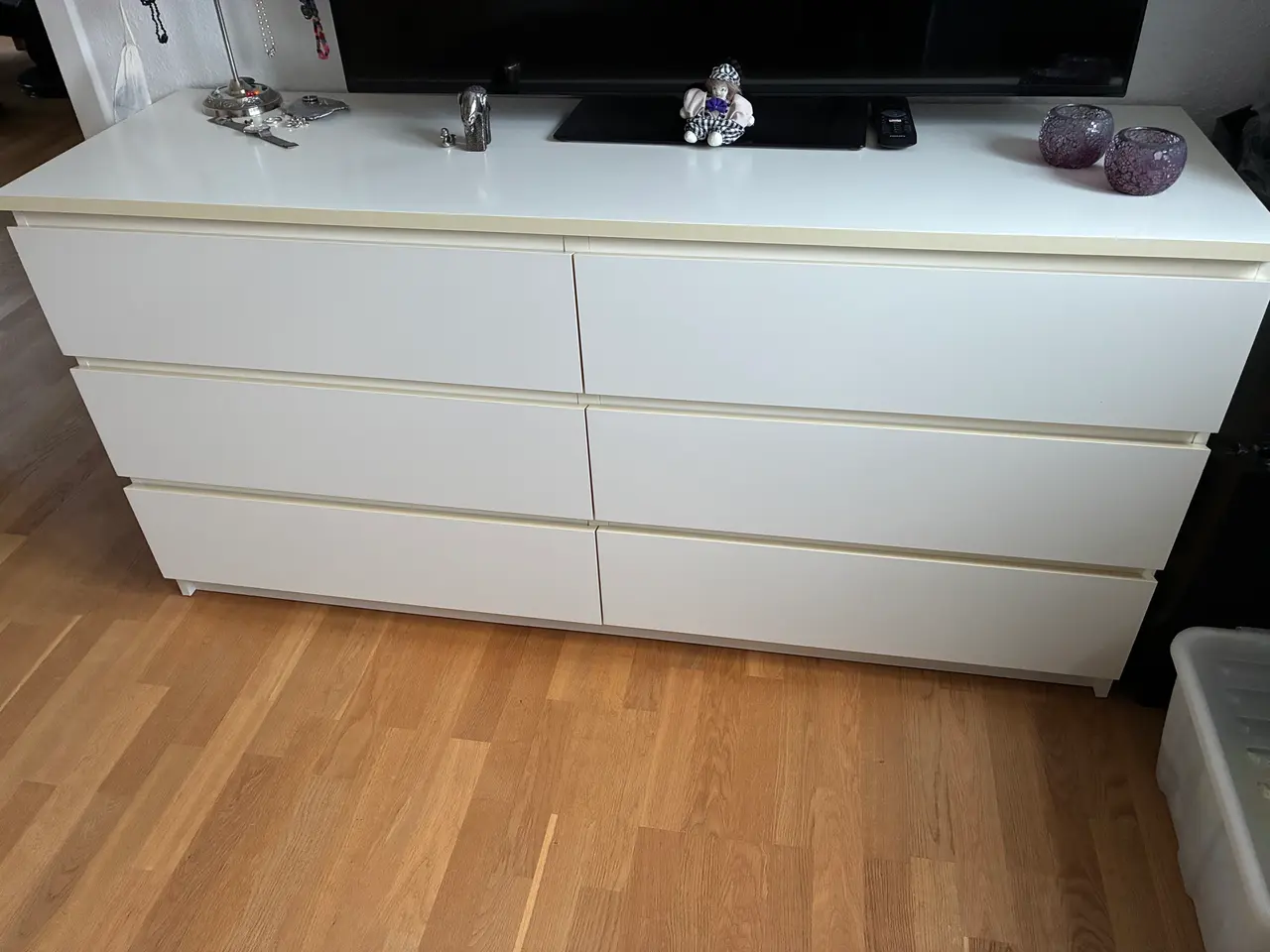 Billede 1 - Hvid kommode malm -  IKEA- med 6 skuffer