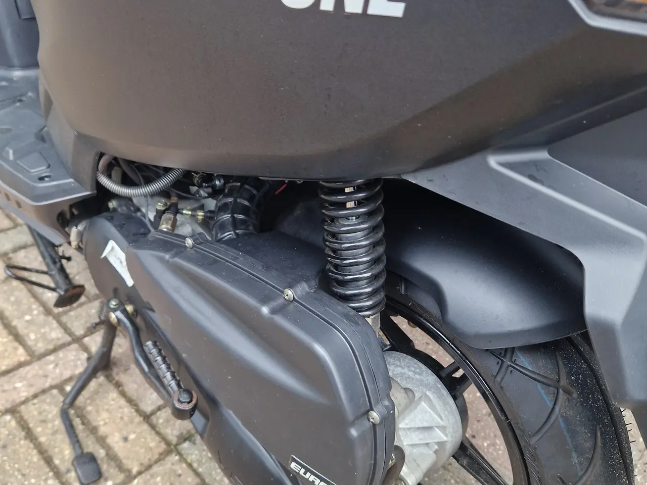 Billede 3 - 45 scooter som ny kun kørt 498 km