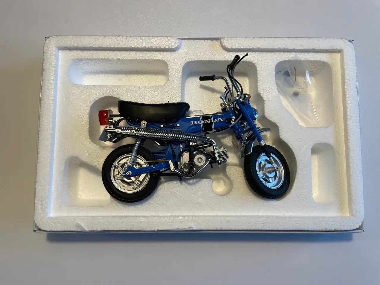 Billede 2 - Honda Dax Mini. Skala 1:10