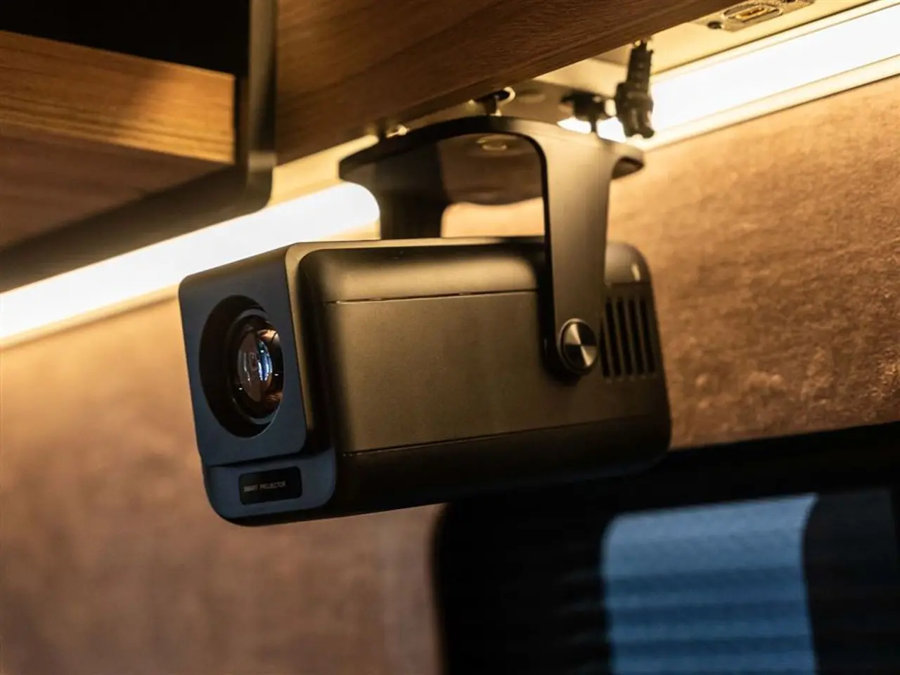 Billede 22 - 2027 - Nomade Nation Space S STEALTH VAN MED LOUNGE I SKANDINAVISK DESIGN