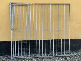 Hundegårdselement 2 meter med låge/dør